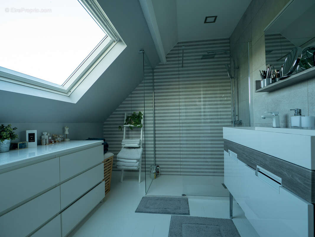 Maison à TILLOY-LEZ-MARCHIENNES