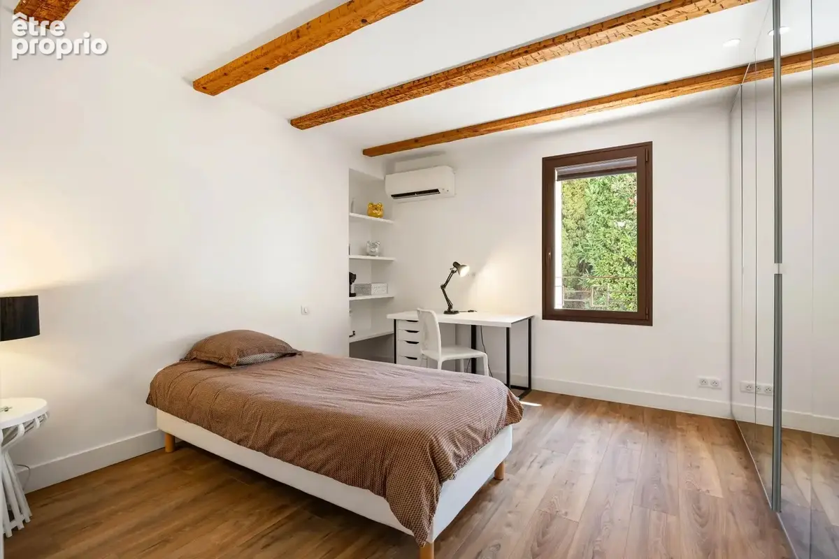 MOUGINS - Élegante bastide renovée de 1887  – Quartier résidentiel au calme à proximité des commerces - photo 26