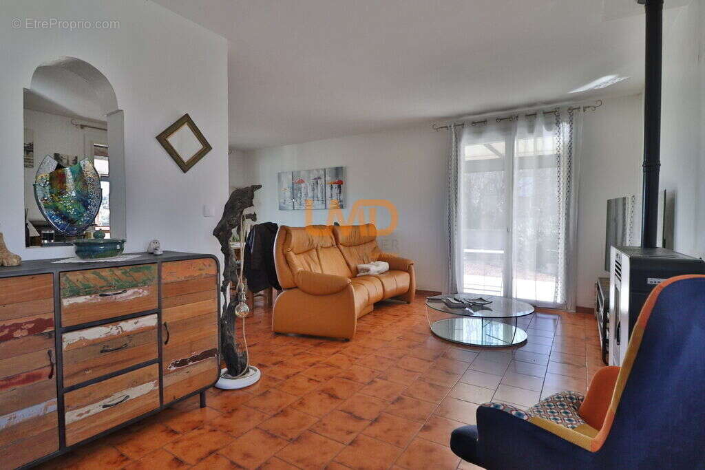 Maison à ASPERES