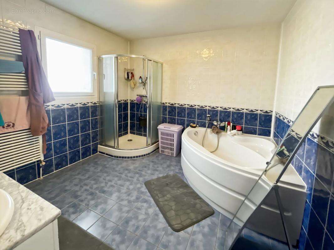Maison à LE VERNET