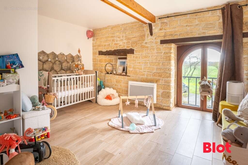 Maison à SAINT-JUVAT