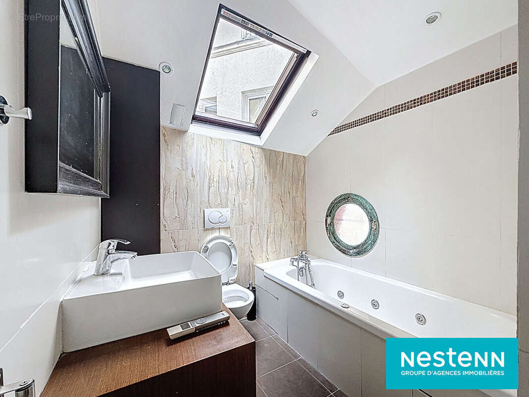 Appartement à PARIS-20E