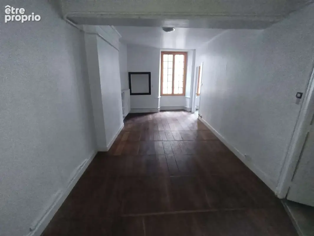 Appartement 330 m² à Tulle  - photo 1435
