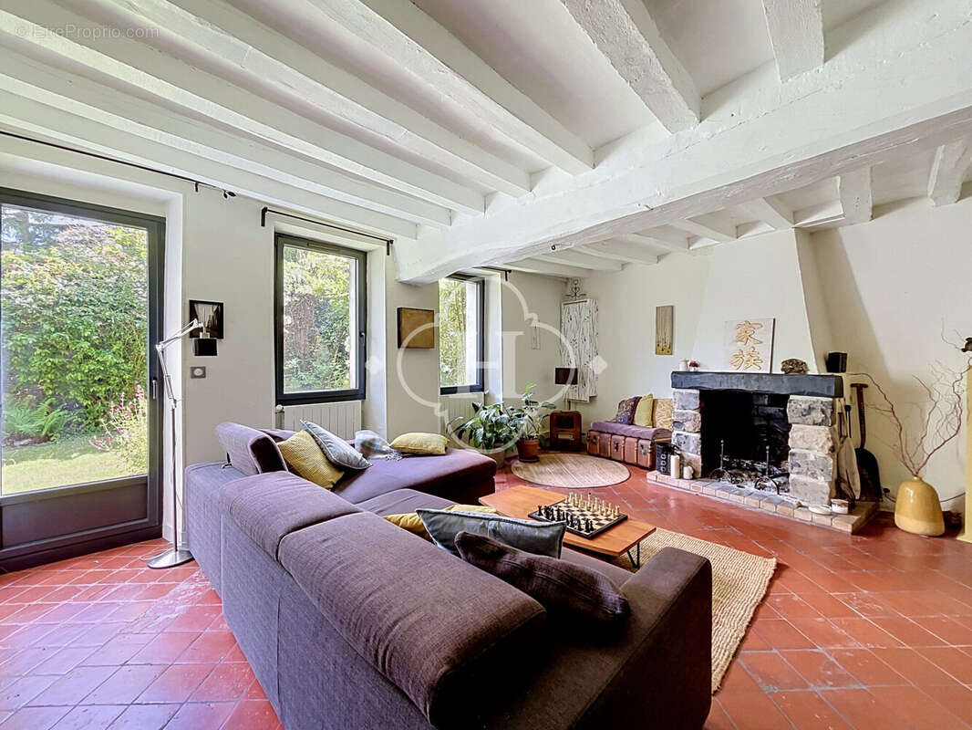 Maison à HARGEVILLE
