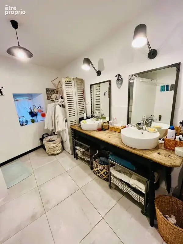 MAISON RENOVEE  de 174m2 avec piscine et garage - photo 14