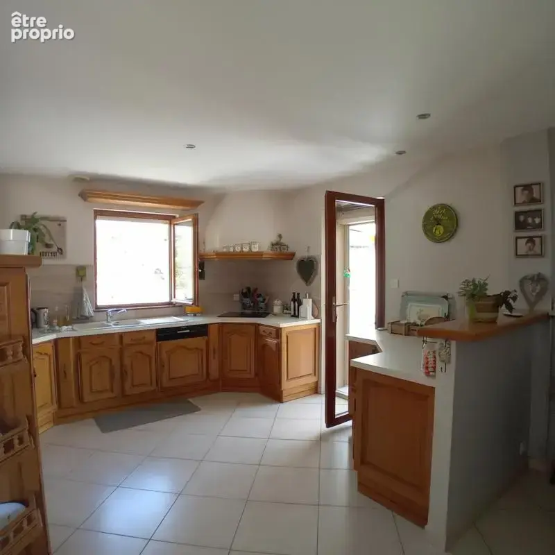 Maison traditionnelle au calme dans son impasse - photo 2