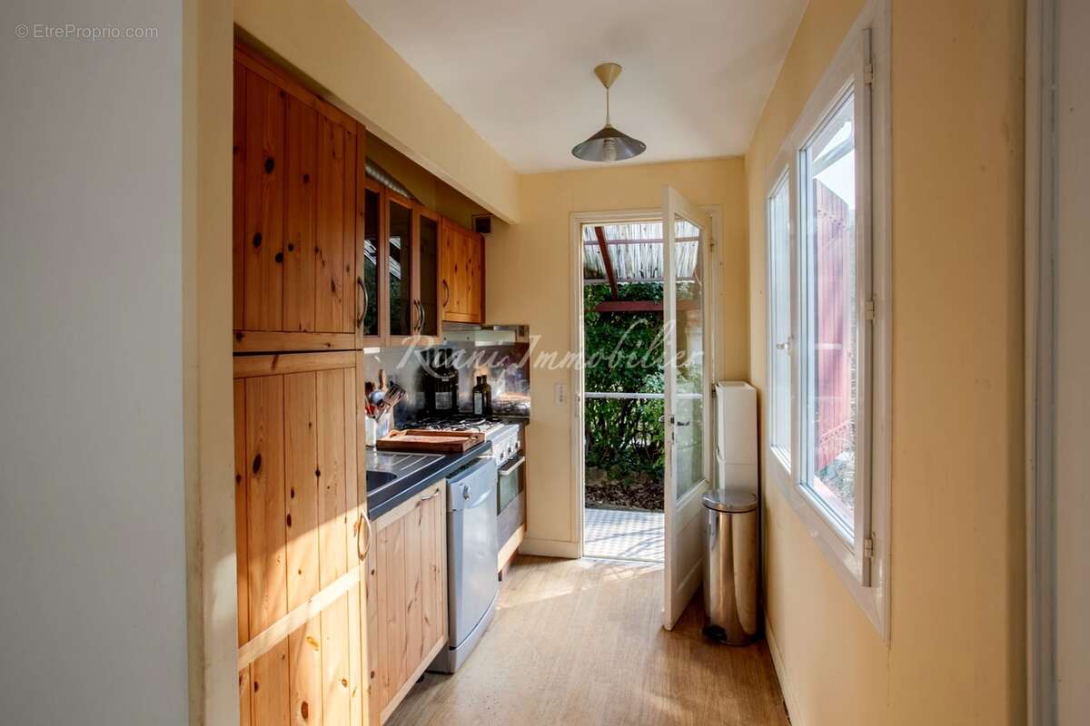 Maison 47 m² à Lagnes  - photo 6