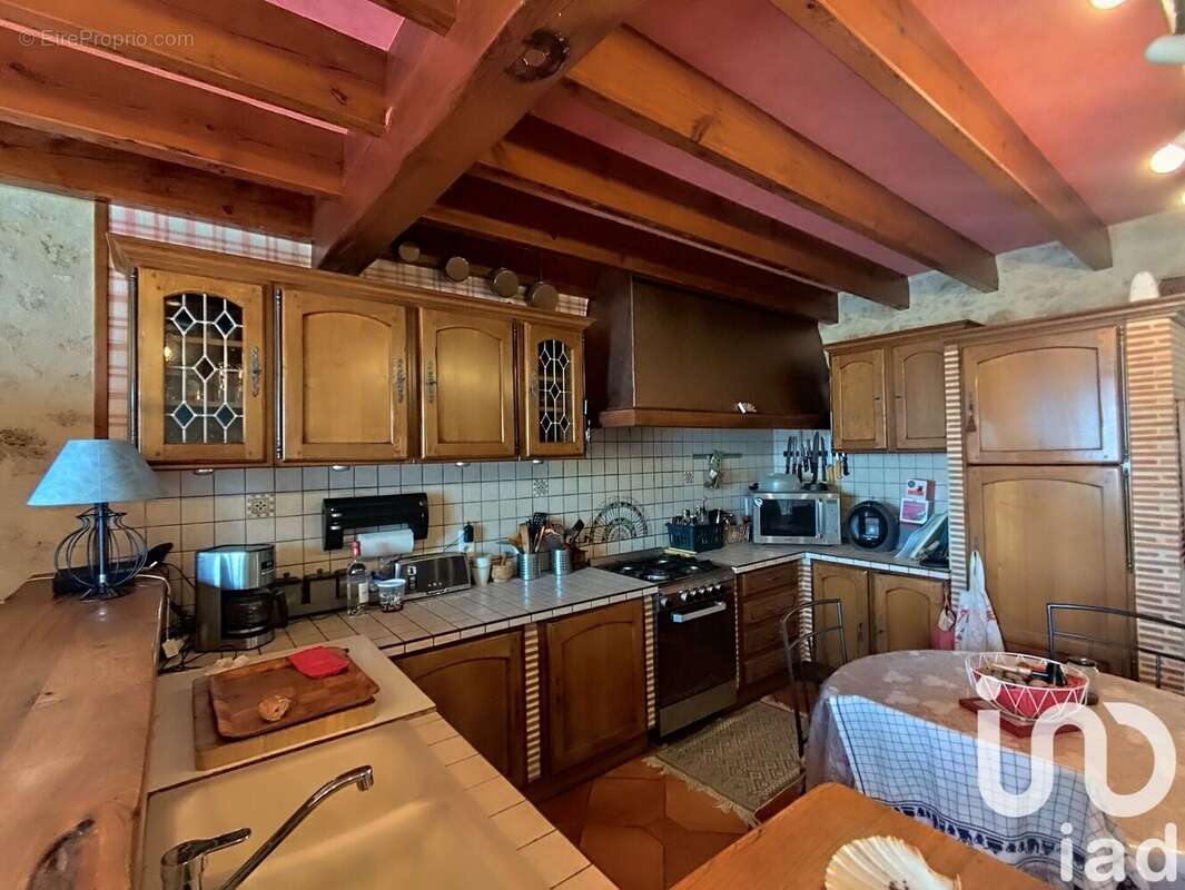Photo 5 - Maison à LUSSAC