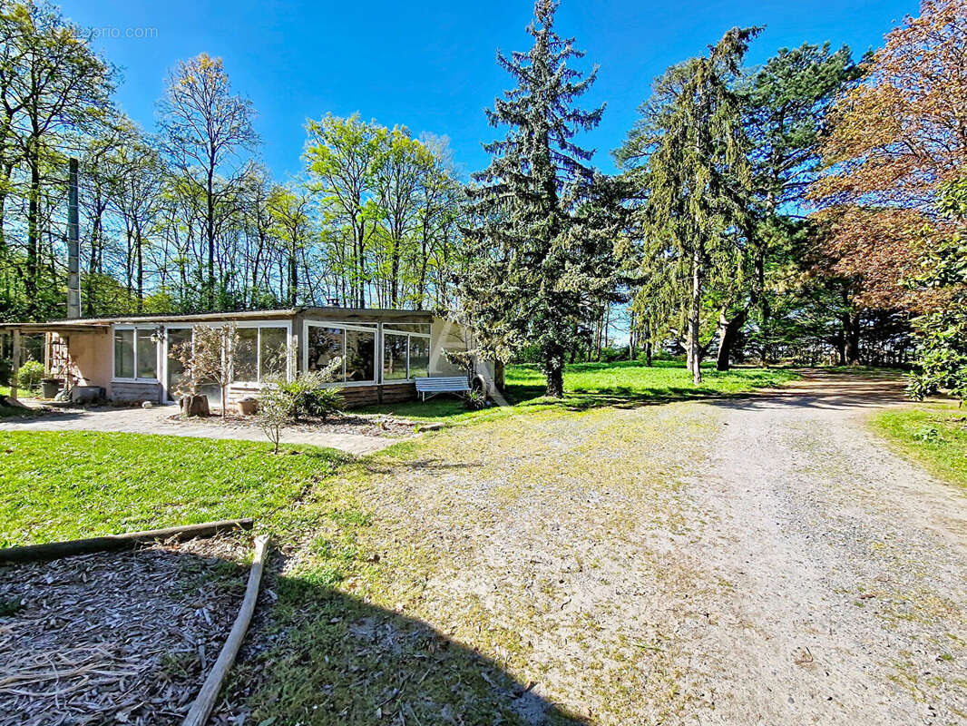Maison à DOUE-LA-FONTAINE