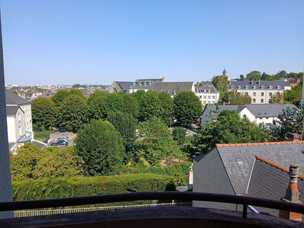 Appartement à LAVAL