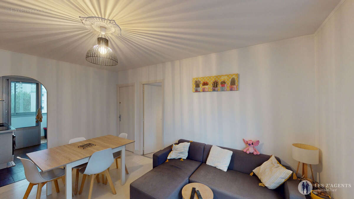 Appartement à SAINT-MARTIN-D&#039;HERES