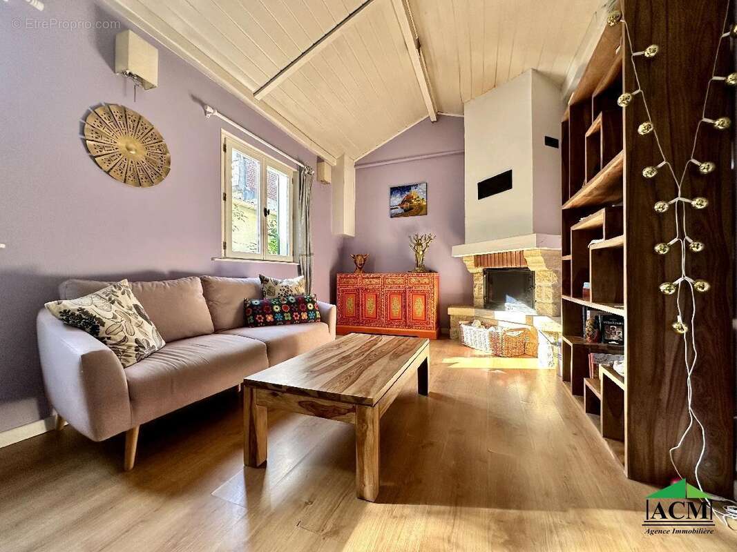 Maison à AUVERS-SUR-OISE