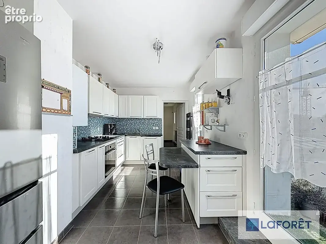 Le plessis trevise -centre ville - a deux pas de toutes commodites - photo 6