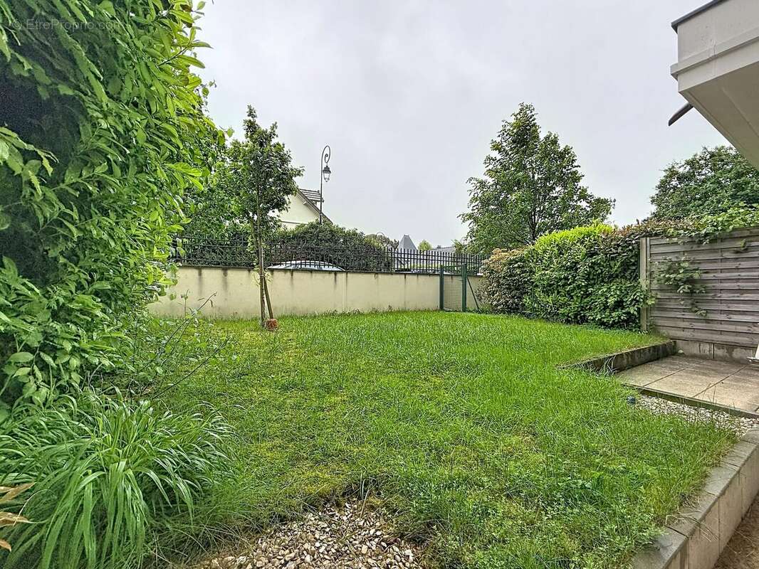 Appartement à LE PLESSIS-TREVISE