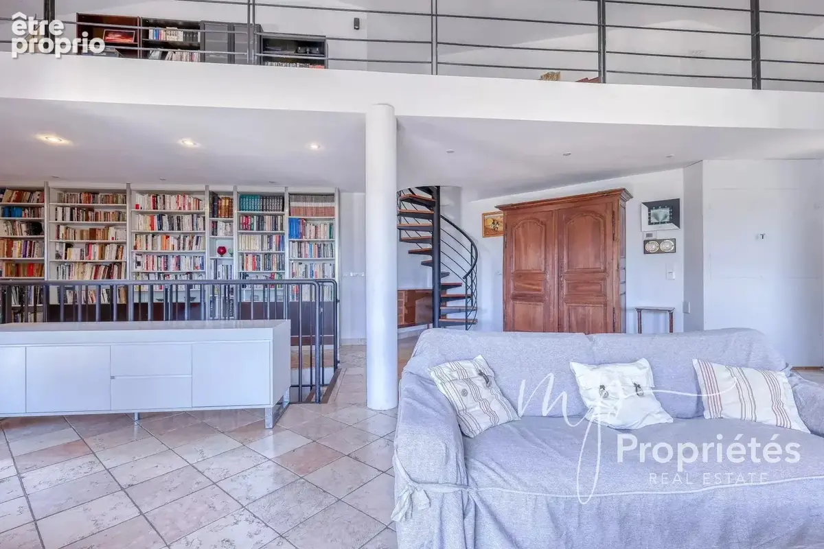 A VENDRE Maison  Rayol Canadel sur Mer. Propriété 300m² vue mer piscine proche plage - photo 8