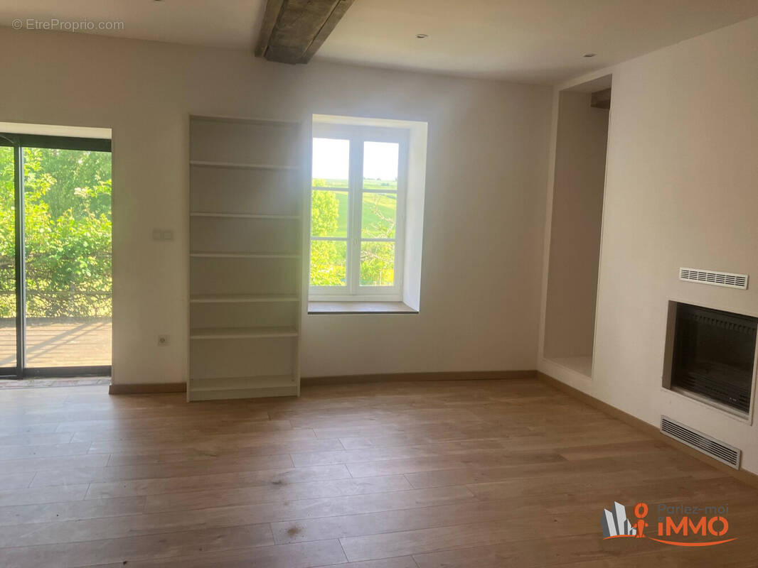 Maison à DAMPIERRE-SOUS-BOUHY