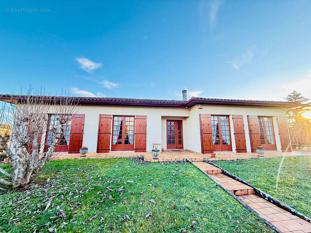 Maison à SAINT-SYLVESTRE-SUR-LOT