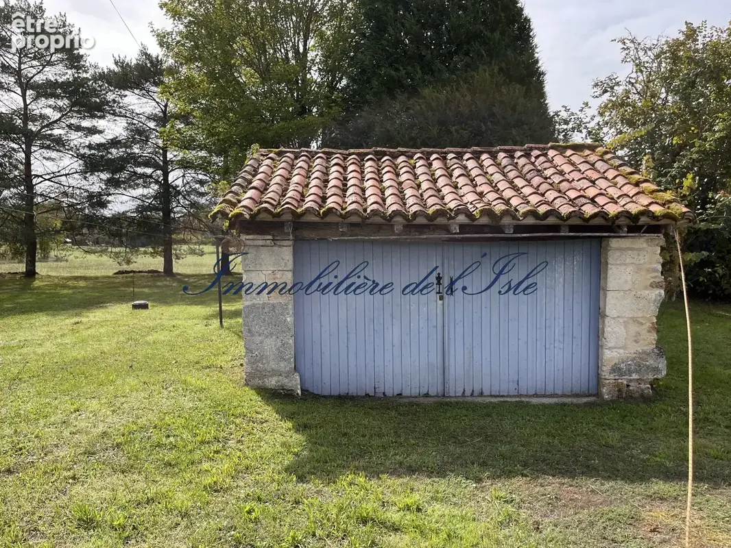 Ensemble de caractere - photo 21