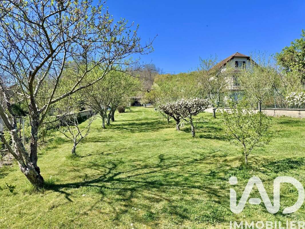 Maison 222 m² à Vermenton  - photo 4