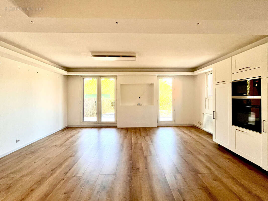 Appartement T3 de 70 m2 avec jardin privatif et parking - photo 8