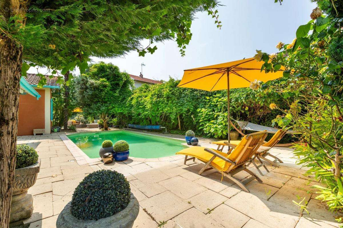 Maison à VILLEFRANCHE-SUR-SAONE