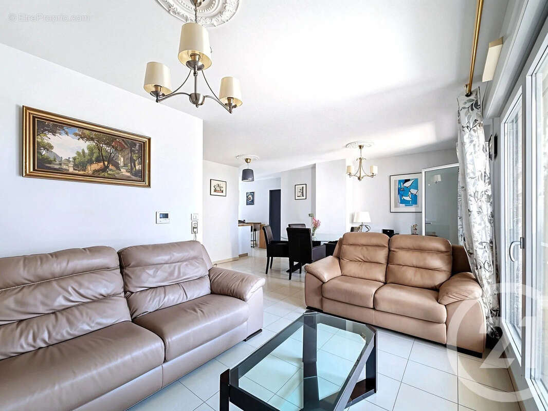 Appartement à VENISSIEUX