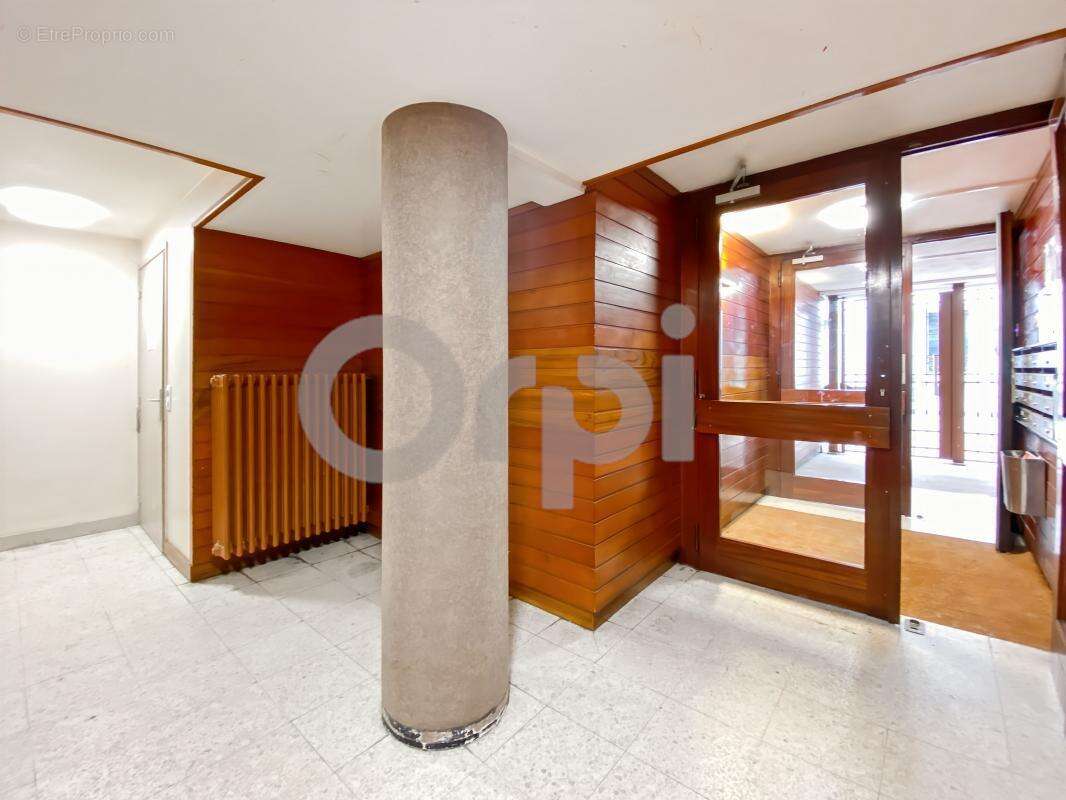 Appartement à PARIS-12E