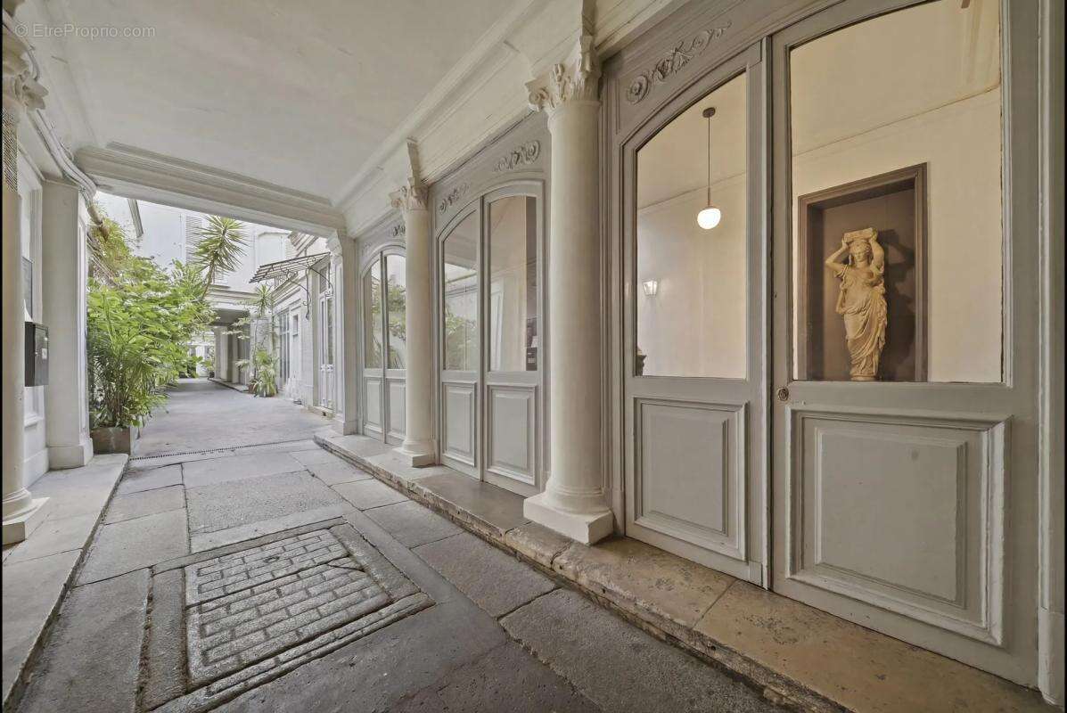 Appartement à PARIS-10E