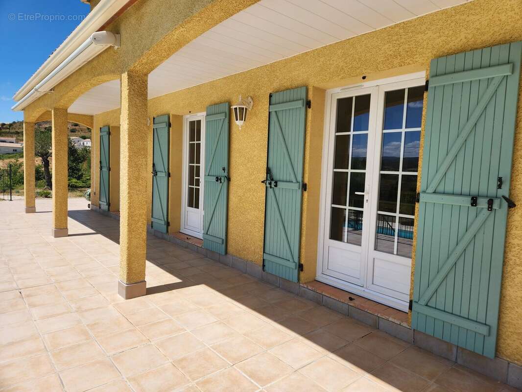 Villa  de Luxe de 4 chambres offrant une vue imprenable - photo 10