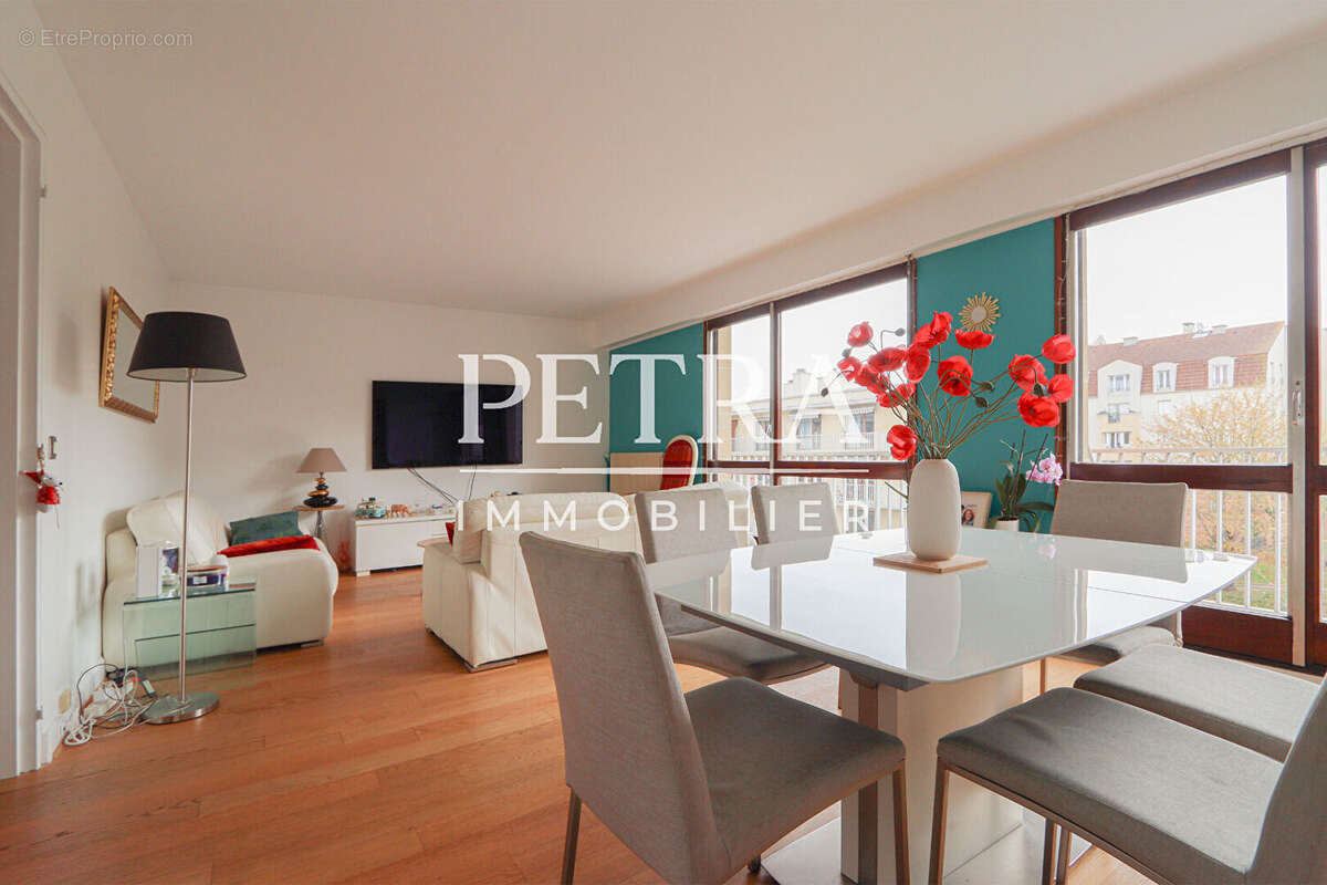 Appartement à L'HAY-LES-ROSES