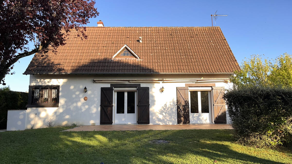 Maison à VILLEMANDEUR