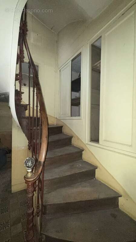 Maison à BRIENON-SUR-ARMANCON