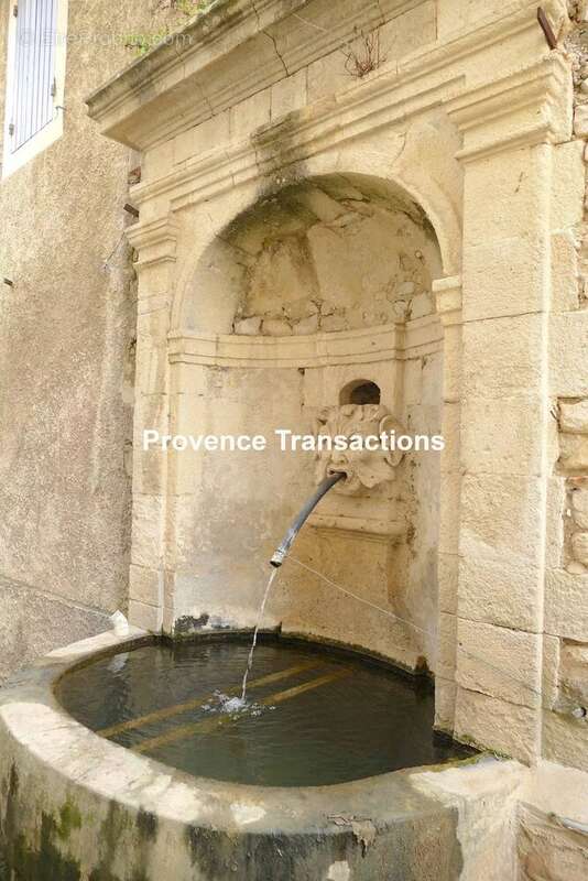 Maison à VAISON-LA-ROMAINE