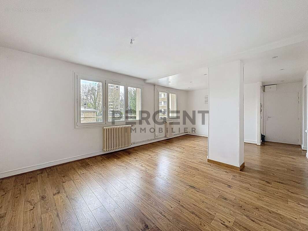 Appartement à CHARLEVILLE-MEZIERES