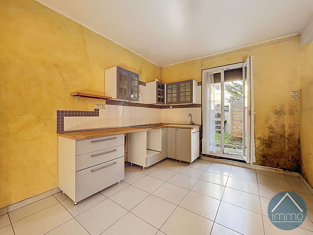 Maison à ASNIERES-SUR-SEINE