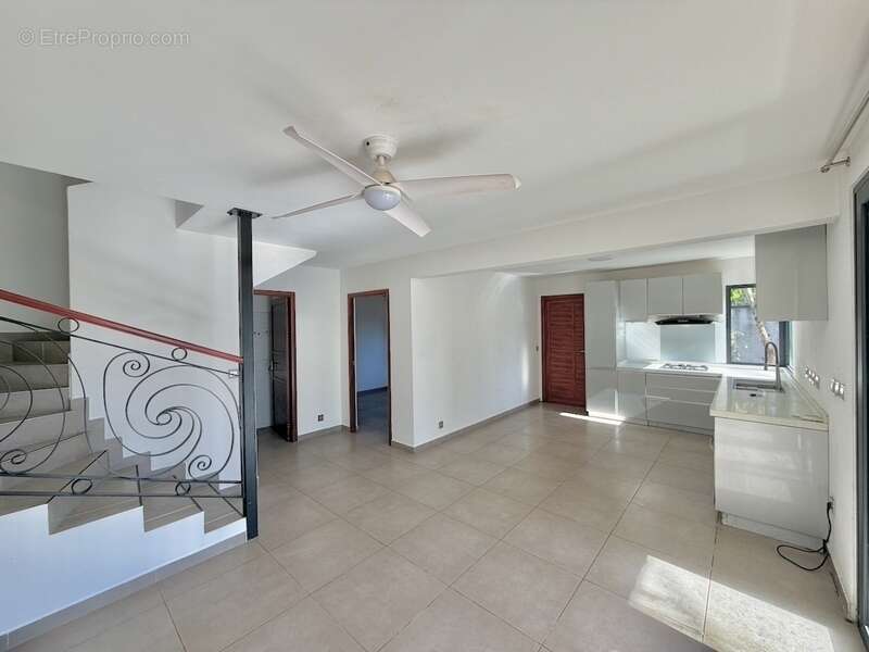 À VENDRE – Villa T4 à Ravine des Cabris – Saint-Pierre 97410 - photo 5