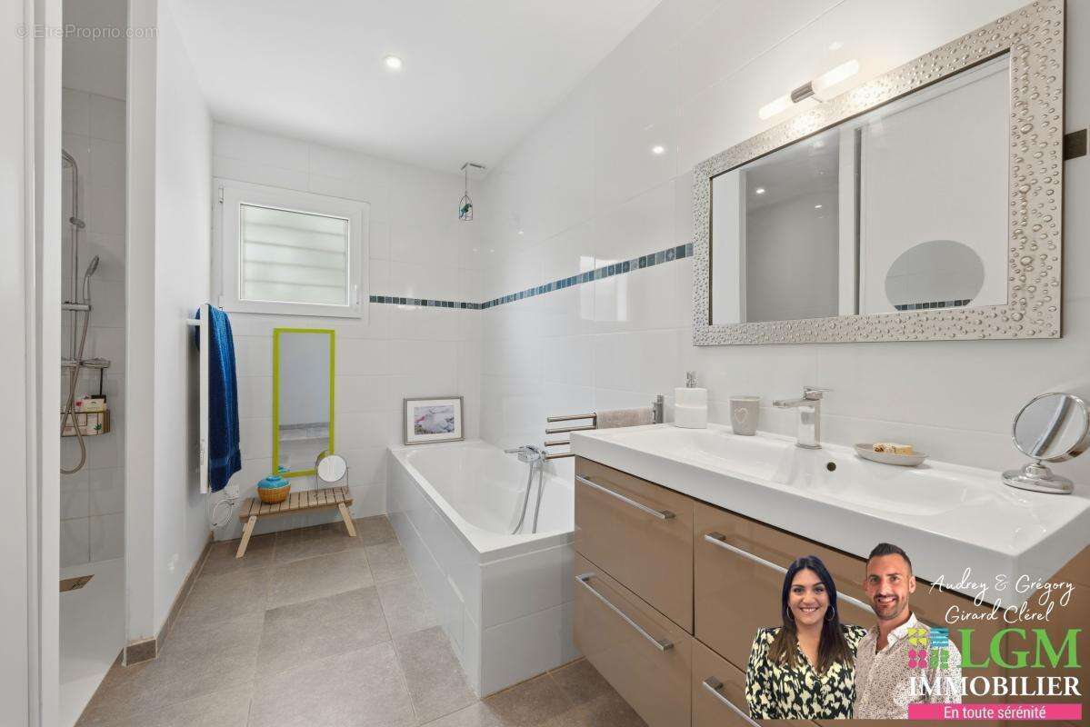 Une maison familiale aux allures de maison de vacances, nichée dans un écrin de verdure - photo 8
