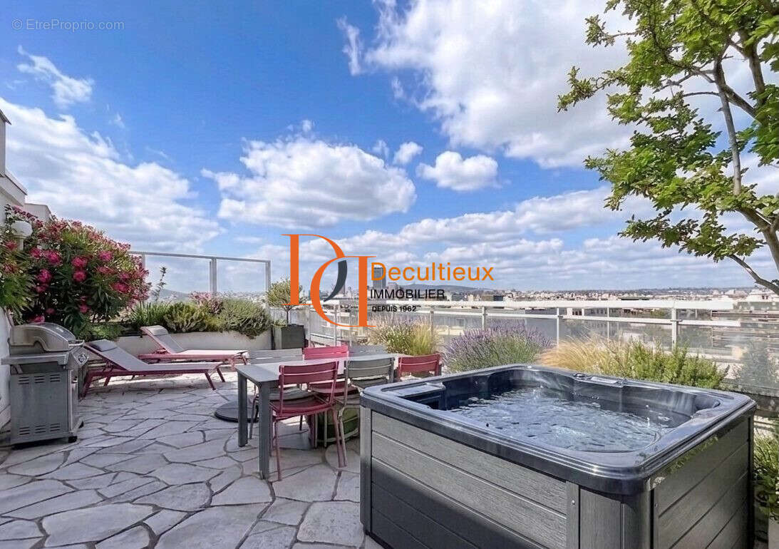 Appartement à LYON-8E