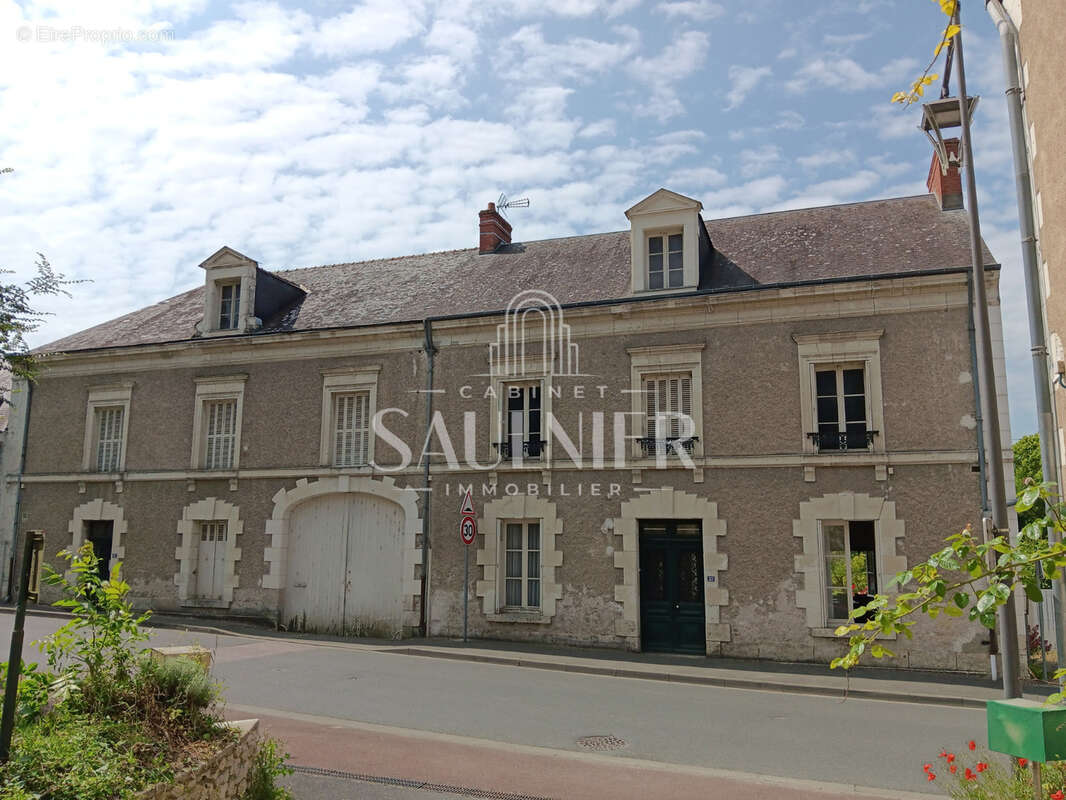 Maison à THESEE