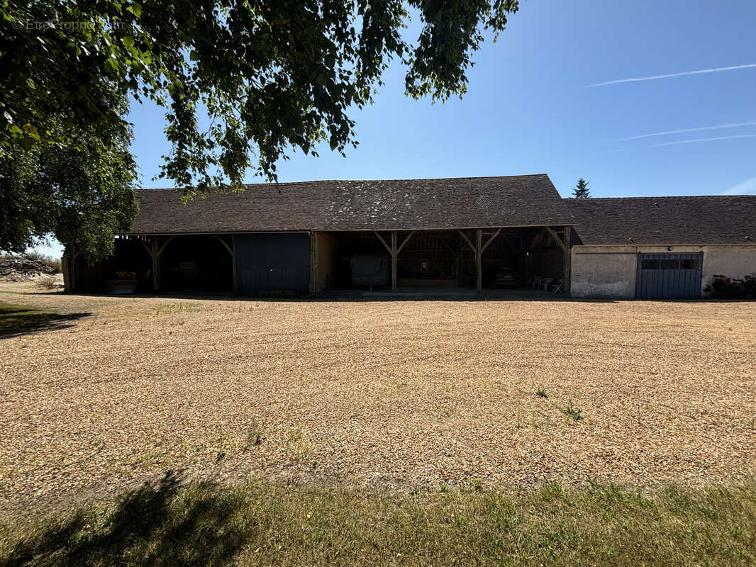 Maison à SAINT-ARNOULT-DES-BOIS