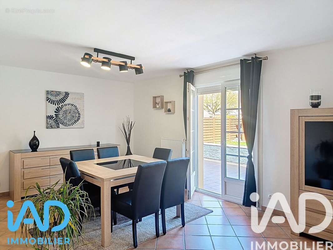 Photo 2 - Maison à MAIZIERES-LES-METZ