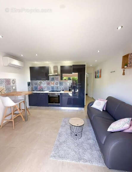 Appartement à BORMES-LES-MIMOSAS