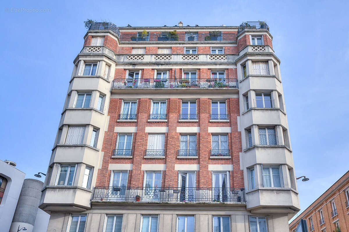 Appartement à PARIS-15E