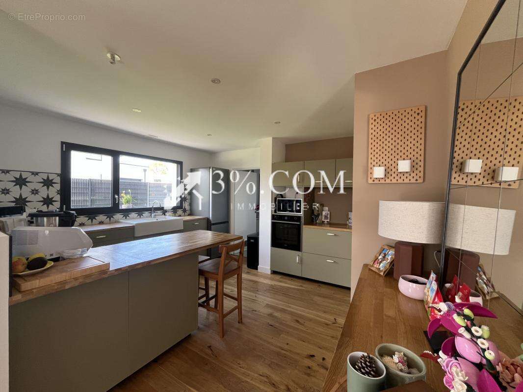 Maison à SAINT-LYPHARD