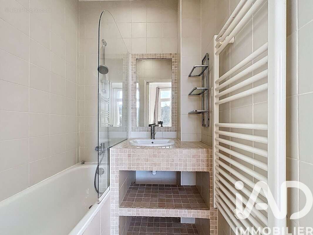 Photo 7 - Appartement à SURESNES