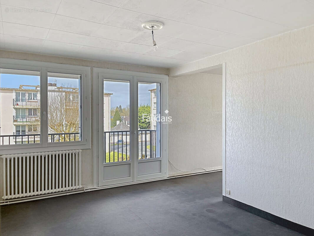 Appartement 72 m² à Coutances  - photo 2