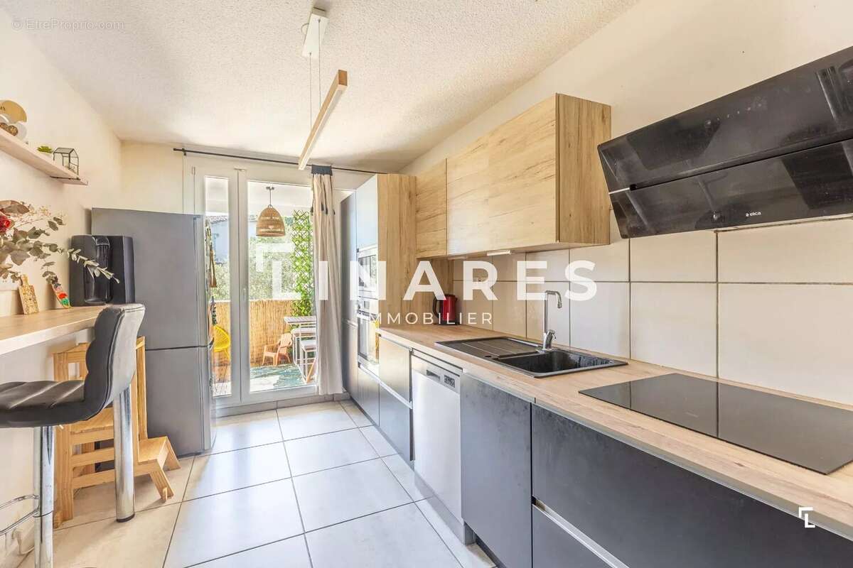 Appartement à MARSEILLE-12E