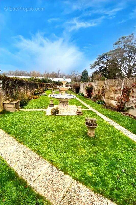 Maison à VILLEBLEVIN