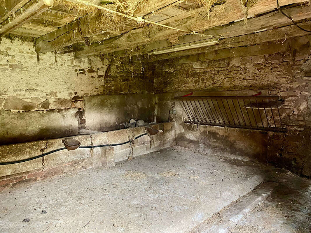 Maison à ESSERTENNE