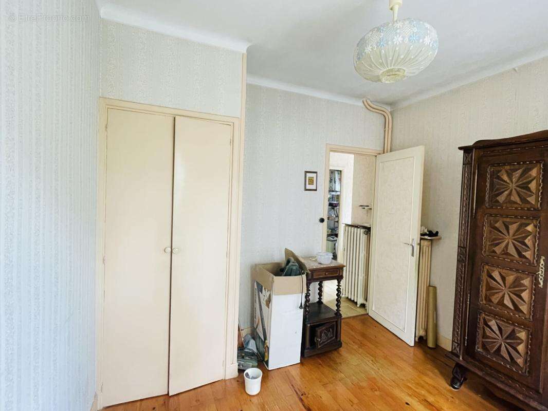 Jolie maison à rénover près de l'école Otzar Hatorah - photo 6